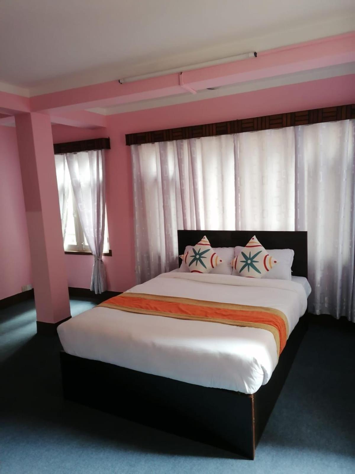 Andrew Home Kathmandu Exterior foto